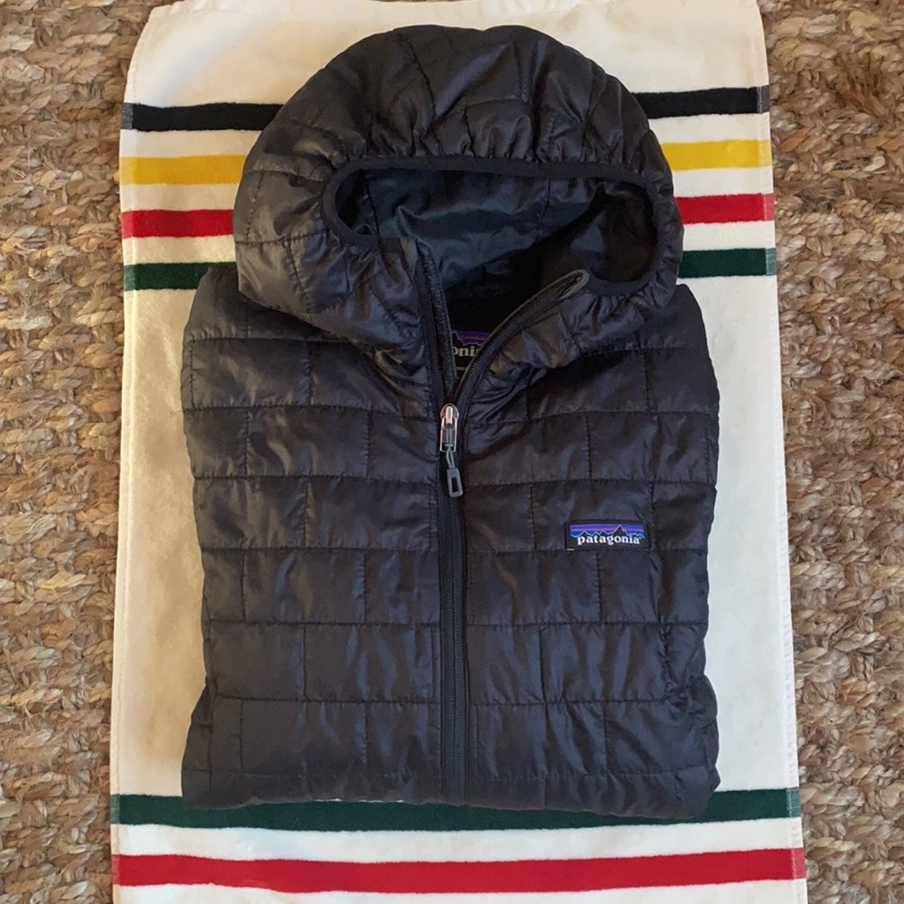 Black Patagonia Nano Puff Jacket WITH HOOD!